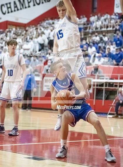 Thumbnail 1 in Conner vs Highlands (ninth region final) photogallery.