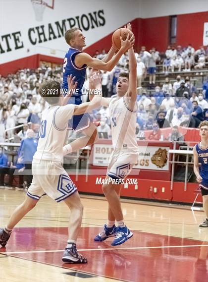 Thumbnail 3 in Conner vs Highlands (ninth region final) photogallery.