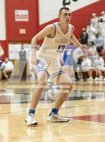 Thumbnail 3 in Conner vs Highlands (ninth region final) photogallery.