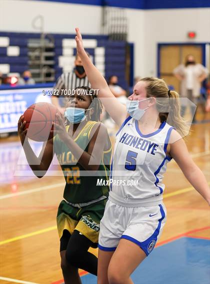 Thumbnail 2 in Finney @ Honeoye photogallery.