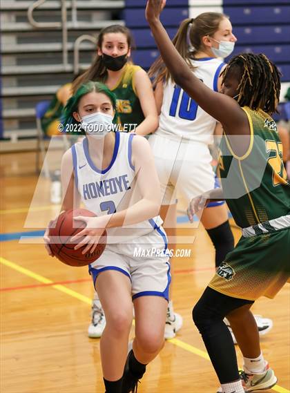 Thumbnail 1 in Finney @ Honeoye photogallery.