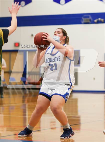 Thumbnail 1 in Finney @ Honeoye photogallery.