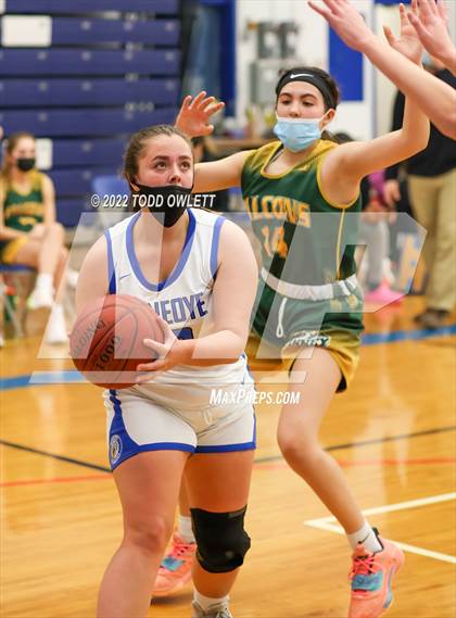 Thumbnail 1 in Finney @ Honeoye photogallery.