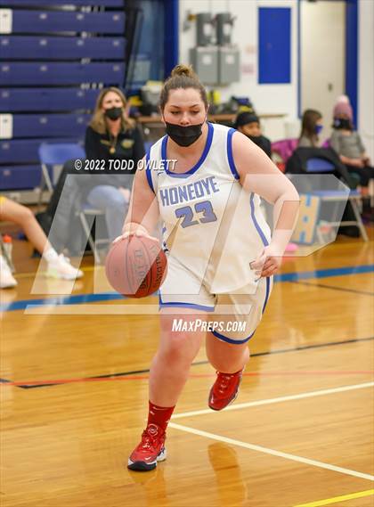Thumbnail 1 in Finney @ Honeoye photogallery.