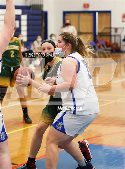 Thumbnail 3 in Finney @ Honeoye photogallery.