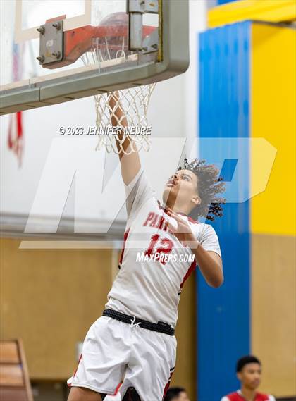 Thumbnail 2 in James Logan vs. Saint Mary's photogallery.