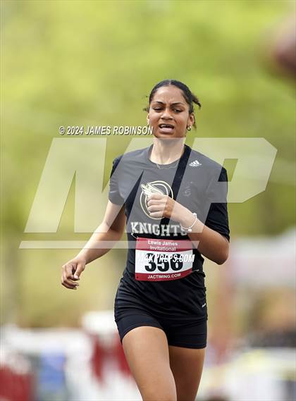 Thumbnail 1 in Lewis James Invitational (400 Meter) photogallery.