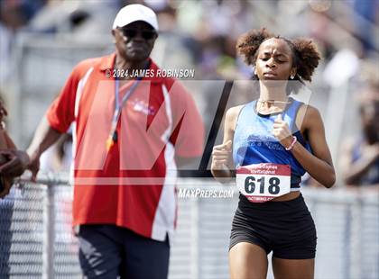 Thumbnail 1 in Lewis James Invitational (400 Meter) photogallery.