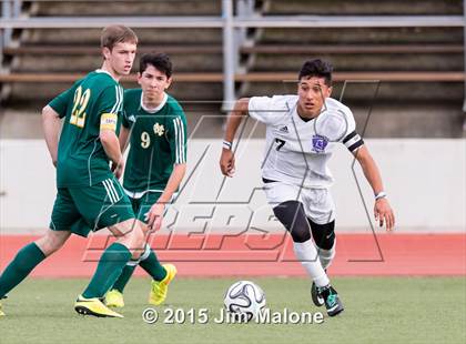 Thumbnail 2 in Moreau Catholic @ Kennedy photogallery.