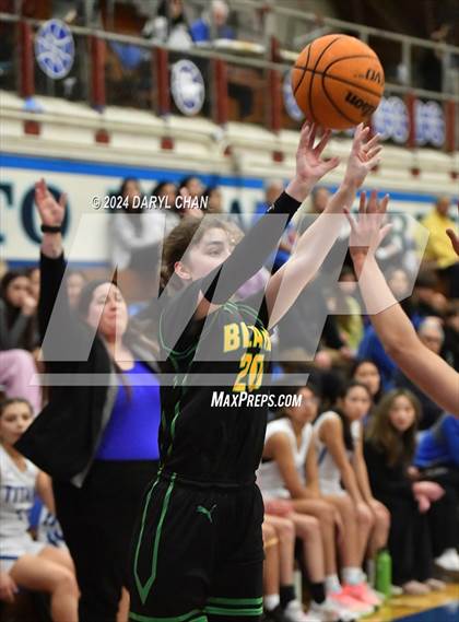 Thumbnail 3 in San Marino vs Blair photogallery.