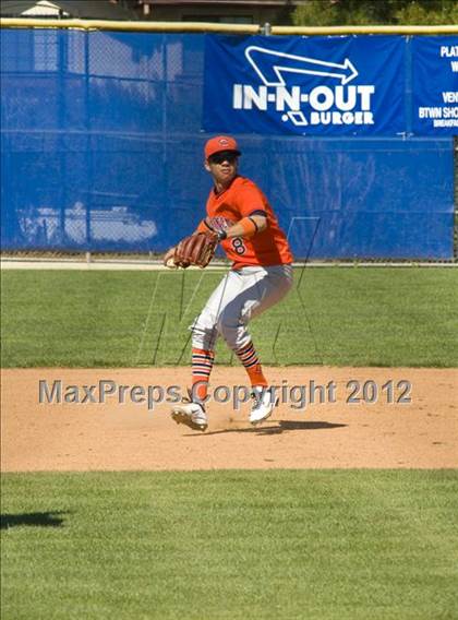 Thumbnail 3 in El Camino Real vs. Chaminade photogallery.