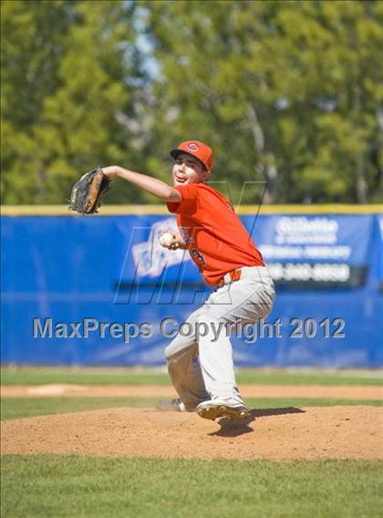 Thumbnail 3 in El Camino Real vs. Chaminade photogallery.
