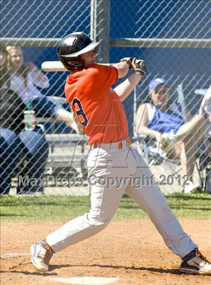 Thumbnail 2 in El Camino Real vs. Chaminade photogallery.