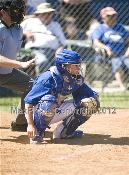 Thumbnail 2 in El Camino Real vs. Chaminade photogallery.