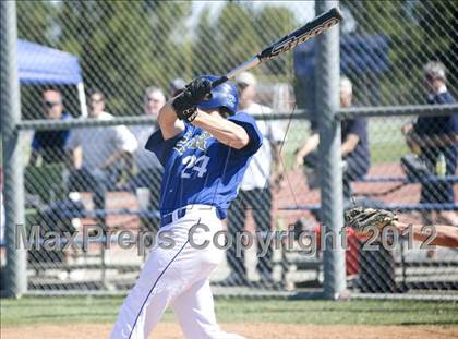 Thumbnail 2 in El Camino Real vs. Chaminade photogallery.