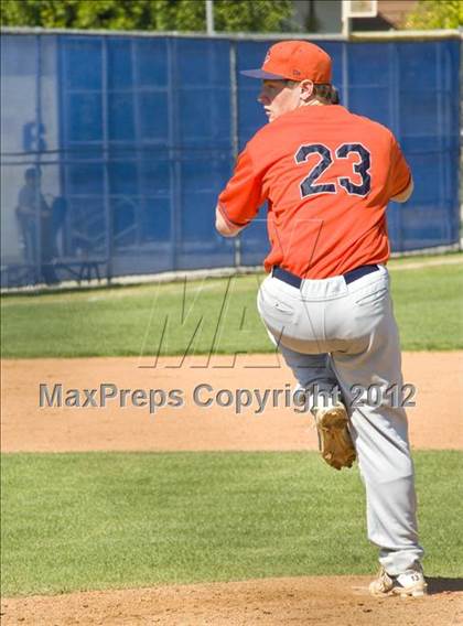 Thumbnail 2 in El Camino Real vs. Chaminade photogallery.