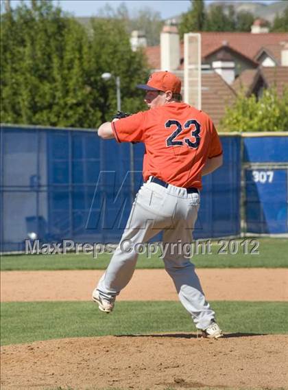 Thumbnail 1 in El Camino Real vs. Chaminade photogallery.