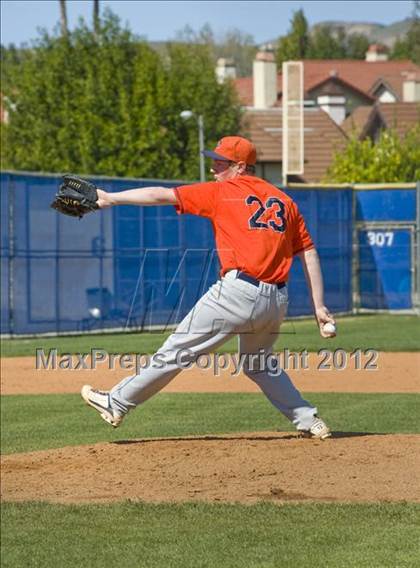 Thumbnail 2 in El Camino Real vs. Chaminade photogallery.