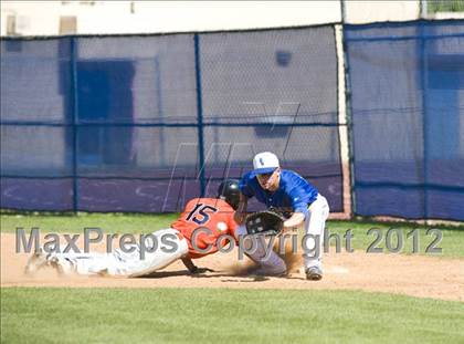 Thumbnail 3 in El Camino Real vs. Chaminade photogallery.