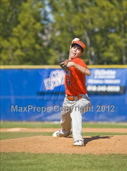 Thumbnail 2 in El Camino Real vs. Chaminade photogallery.
