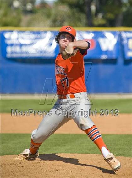 Thumbnail 3 in El Camino Real vs. Chaminade photogallery.