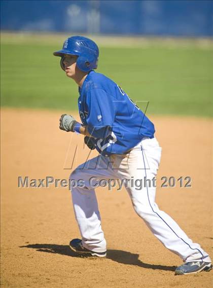 Thumbnail 3 in El Camino Real vs. Chaminade photogallery.