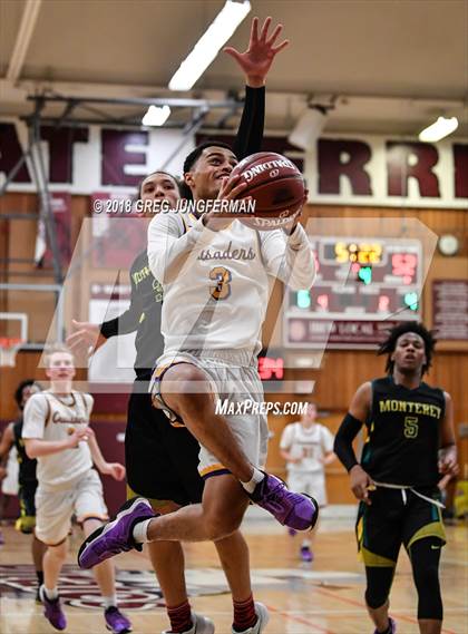 Thumbnail 2 in Monterey vs. Archbishop Riordan (CIF CCS D3 Final) photogallery.