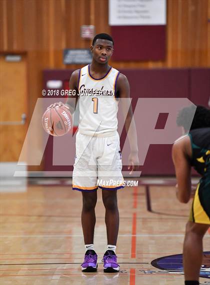 Thumbnail 3 in Monterey vs. Archbishop Riordan (CIF CCS D3 Final) photogallery.