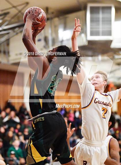 Thumbnail 2 in Monterey vs. Archbishop Riordan (CIF CCS D3 Final) photogallery.