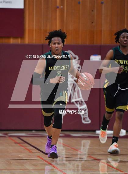 Thumbnail 3 in Monterey vs. Archbishop Riordan (CIF CCS D3 Final) photogallery.