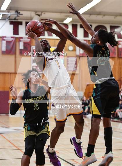 Thumbnail 2 in Monterey vs. Archbishop Riordan (CIF CCS D3 Final) photogallery.