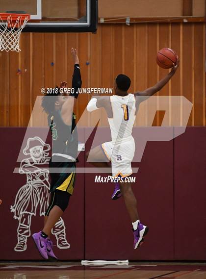 Thumbnail 2 in Monterey vs. Archbishop Riordan (CIF CCS D3 Final) photogallery.
