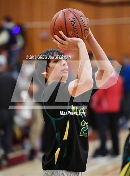 Thumbnail 2 in Monterey vs. Archbishop Riordan (CIF CCS D3 Final) photogallery.