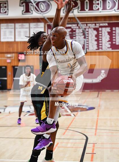 Thumbnail 1 in Monterey vs. Archbishop Riordan (CIF CCS D3 Final) photogallery.