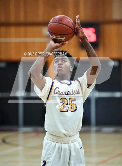 Thumbnail 2 in Monterey vs. Archbishop Riordan (CIF CCS D3 Final) photogallery.