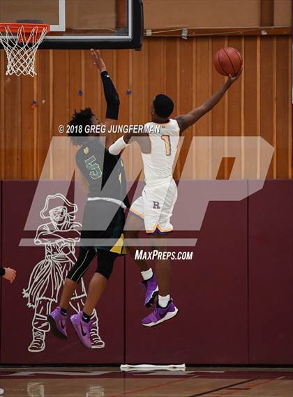 Thumbnail 3 in Monterey vs. Archbishop Riordan (CIF CCS D3 Final) photogallery.