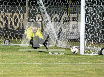 Thumbnail 2 in Greenhills vs. Williamston (MHSAA D3 Reg Final) photogallery.