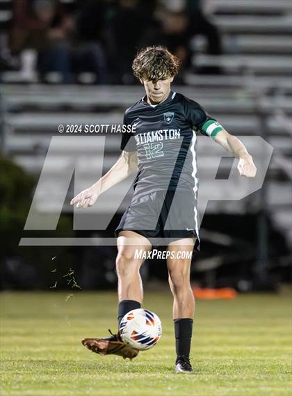 Thumbnail 3 in Greenhills vs. Williamston (MHSAA D3 Reg Final) photogallery.
