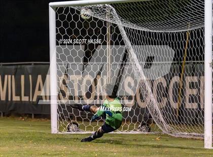 Thumbnail 2 in Greenhills vs. Williamston (MHSAA D3 Reg Final) photogallery.