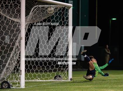 Thumbnail 2 in Greenhills vs. Williamston (MHSAA D3 Reg Final) photogallery.