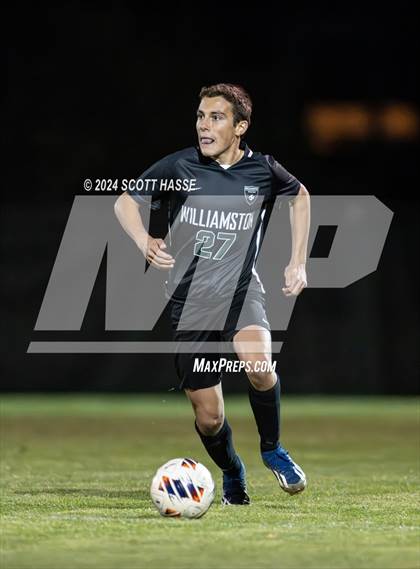 Thumbnail 2 in Greenhills vs. Williamston (MHSAA D3 Reg Final) photogallery.