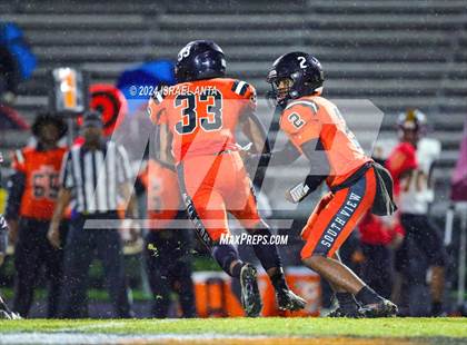 Thumbnail 2 in Douglas Byrd @ South View photogallery.