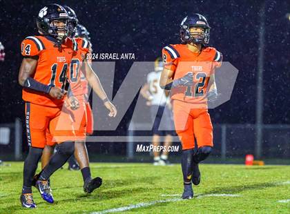 Thumbnail 2 in Douglas Byrd @ South View photogallery.