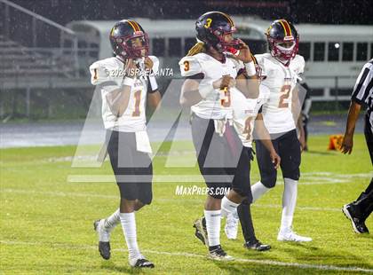 Thumbnail 1 in Douglas Byrd @ South View photogallery.