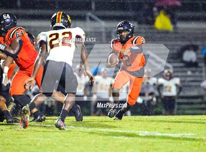 Thumbnail 2 in Douglas Byrd @ South View photogallery.