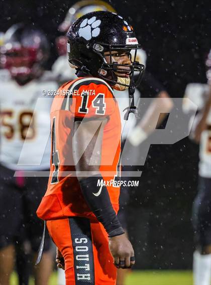 Thumbnail 1 in Douglas Byrd @ South View photogallery.