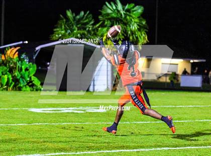 Thumbnail 2 in Douglas Byrd @ South View photogallery.