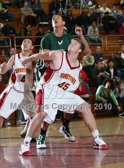 Thumbnail 3 in St. Mary's @ Torrey Pines (MaxPreps Holiday Classic Mayor's Cup Final) photogallery.