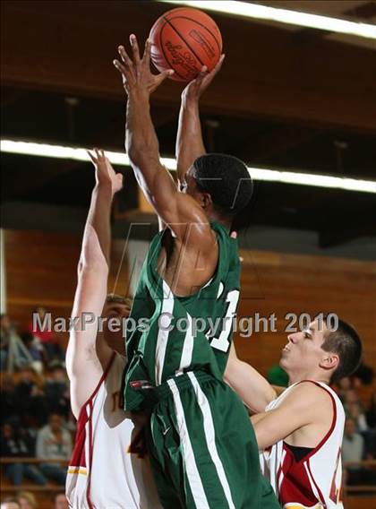 Thumbnail 1 in St. Mary's @ Torrey Pines (MaxPreps Holiday Classic Mayor's Cup Final) photogallery.