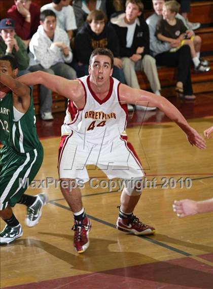 Thumbnail 3 in St. Mary's @ Torrey Pines (MaxPreps Holiday Classic Mayor's Cup Final) photogallery.